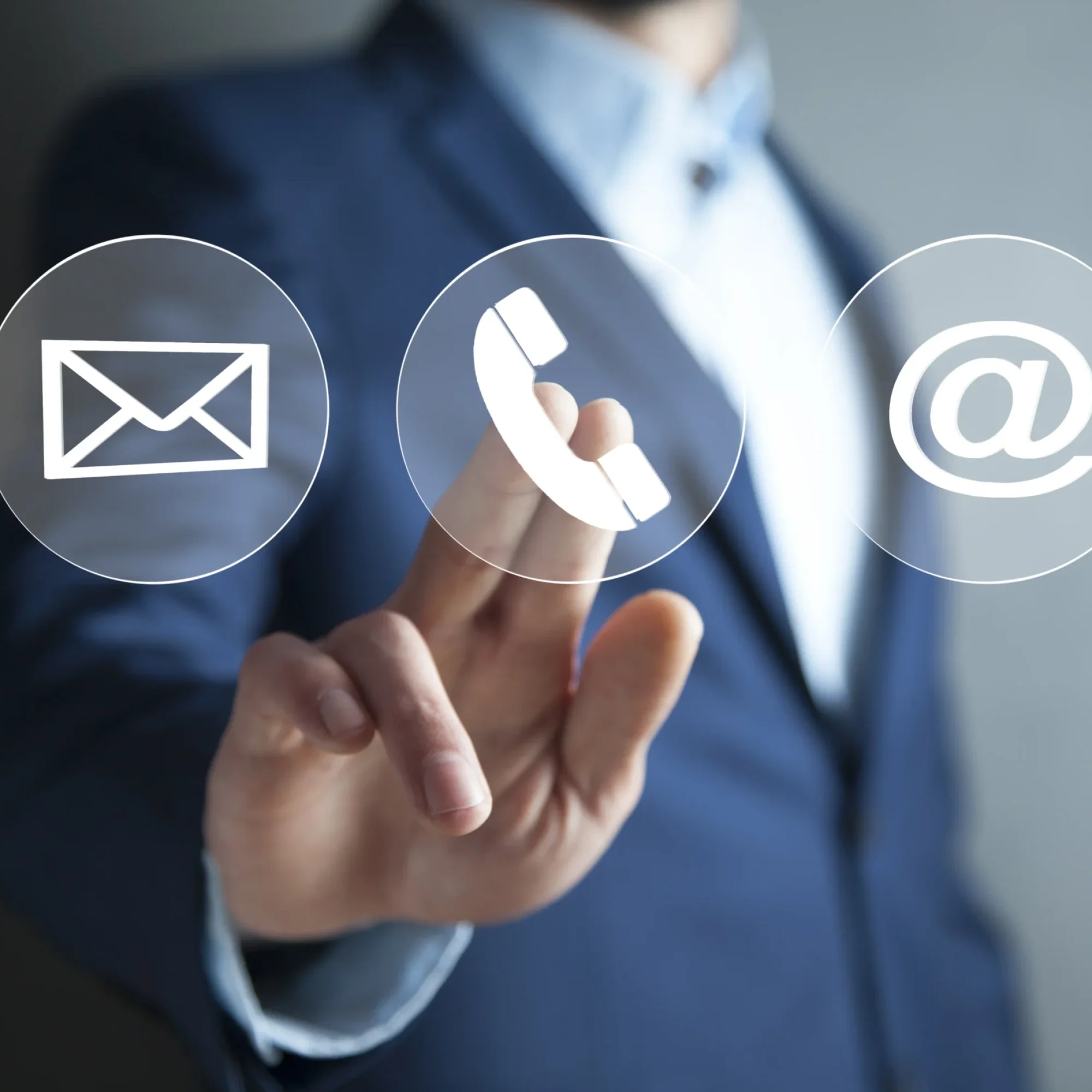 businessman-choosing-icon (1)